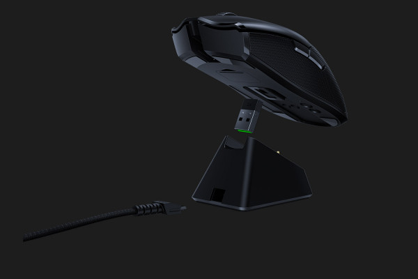 Razer Viper Ultimate - Wireless mouse and Charging dock