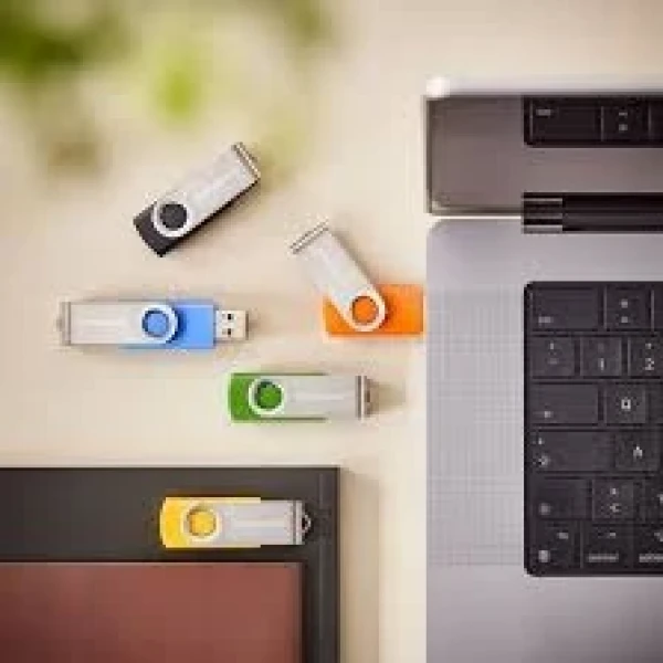 https://www.desk.rs/images/products/big/656768.webp